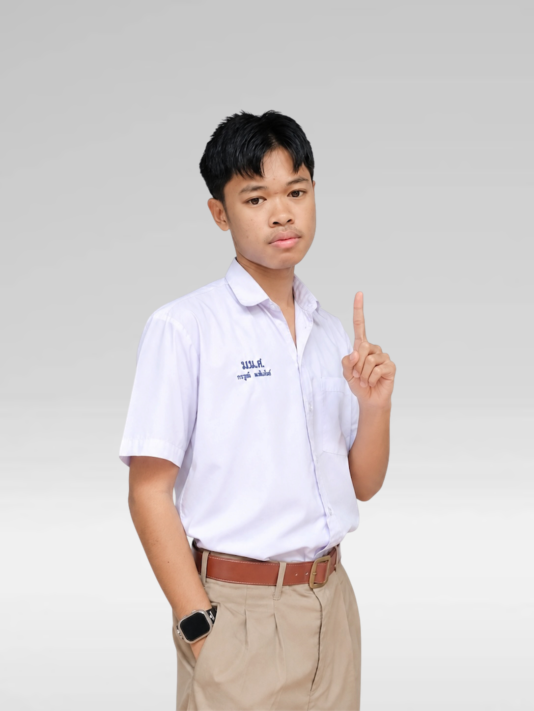 นาย กรวุฒิ ตะลึงสัตย์